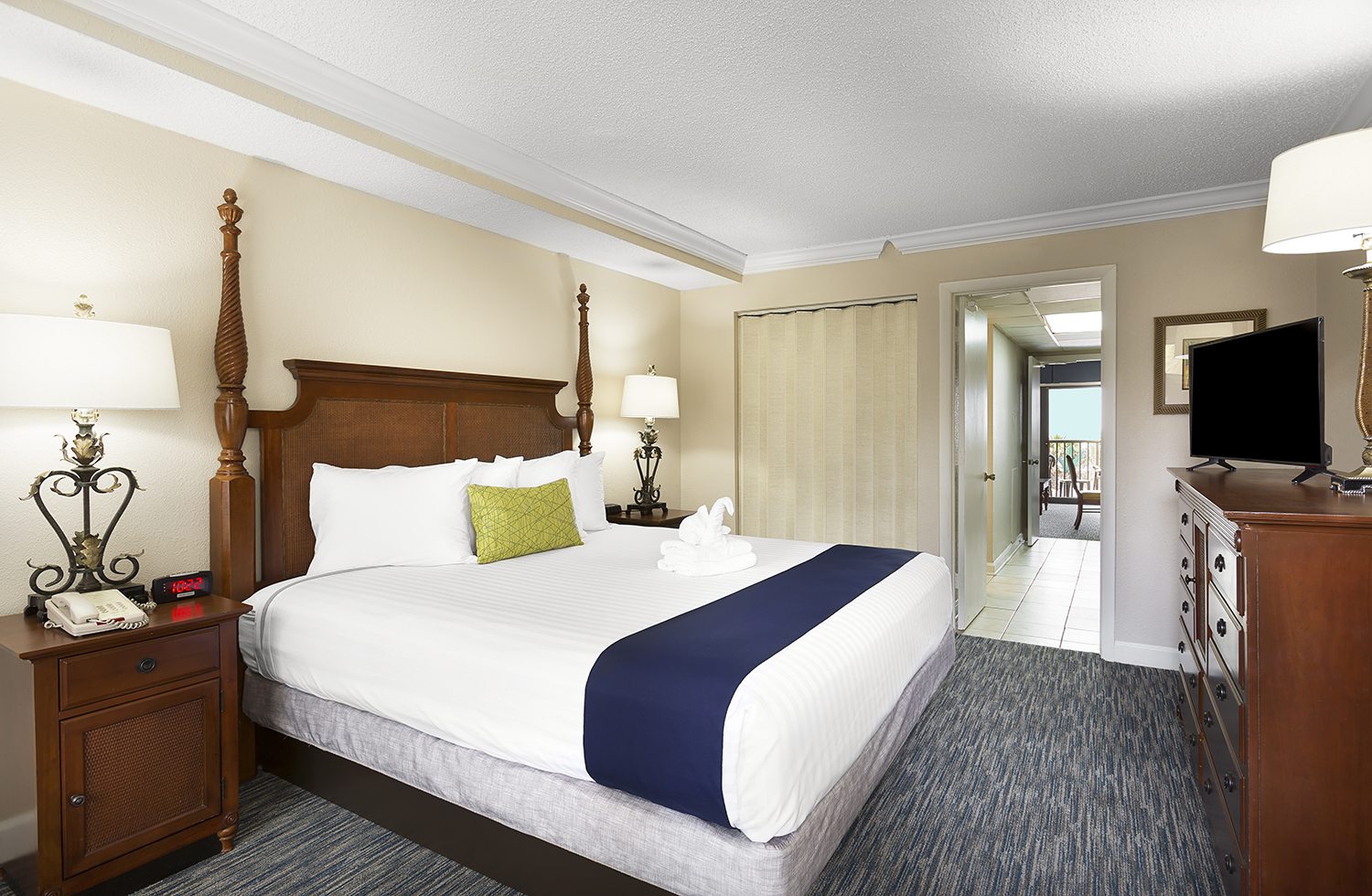 Sea Crest Tower Oceanview Whirlpool Junior Suite
