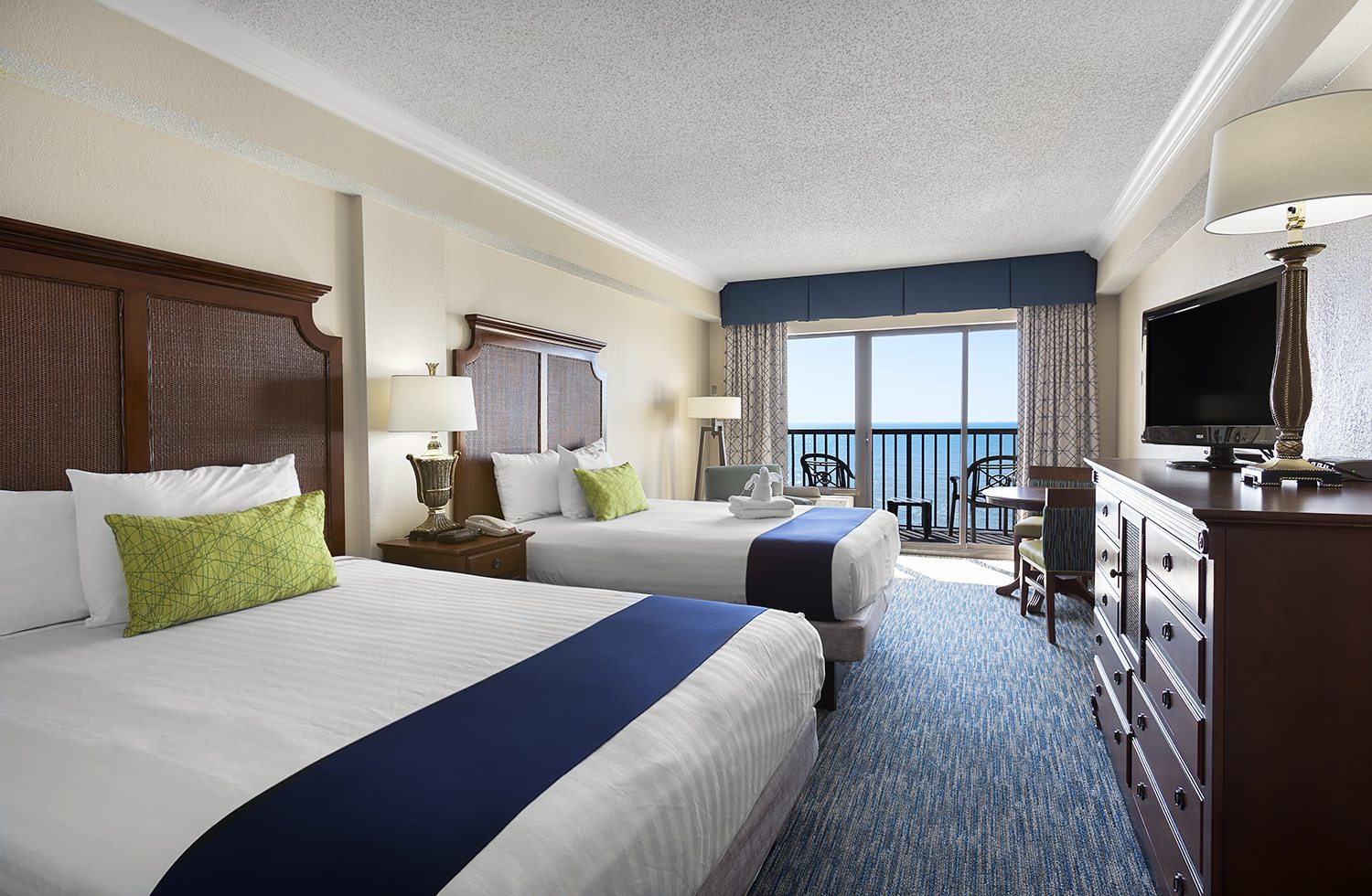 Welcome to Sea Crest Oceanfront Resort - Best Rates ...